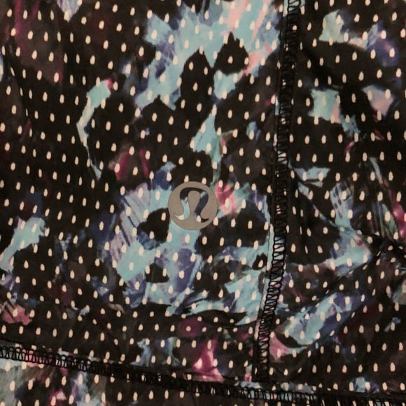 Lululemon Jacket - Picture 5 of 8